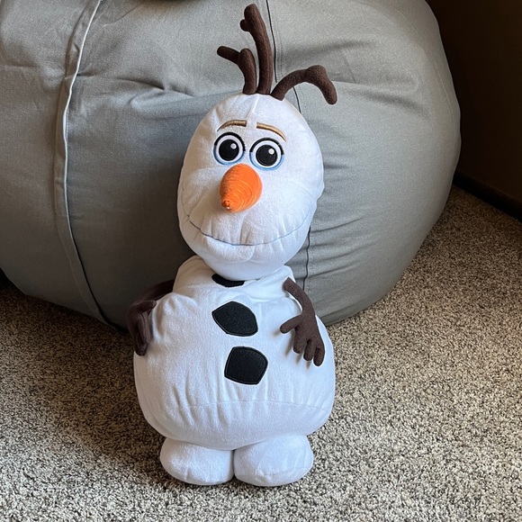 Disney Other - Plush Olaf 24”